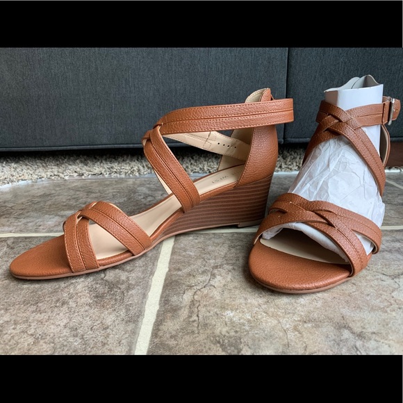 Nine West Shoes - Nine West wedge sandals size 11